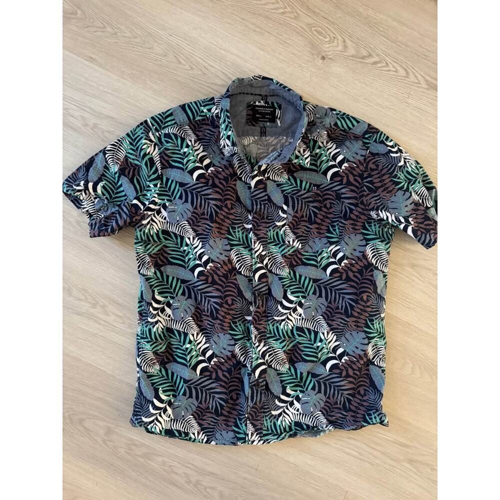 Men’s Large Tropical Button Up Shirt